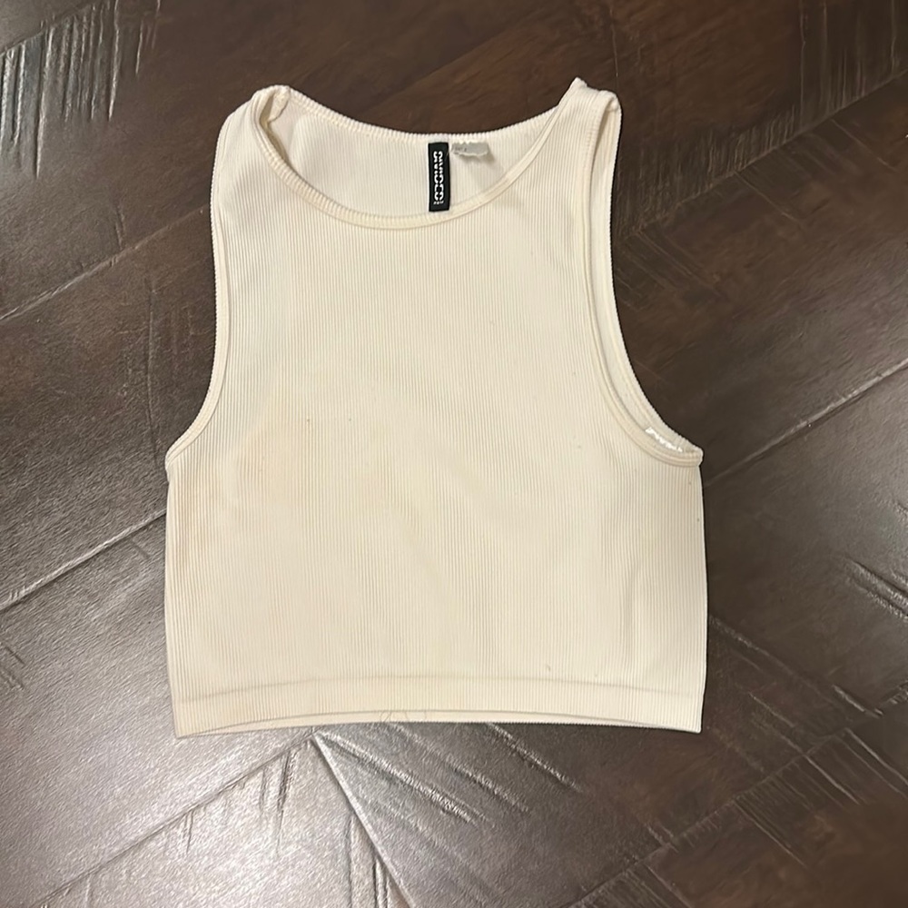 Small white tank H&M
